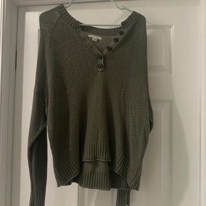 American Eagle Loose-buttoned sweater